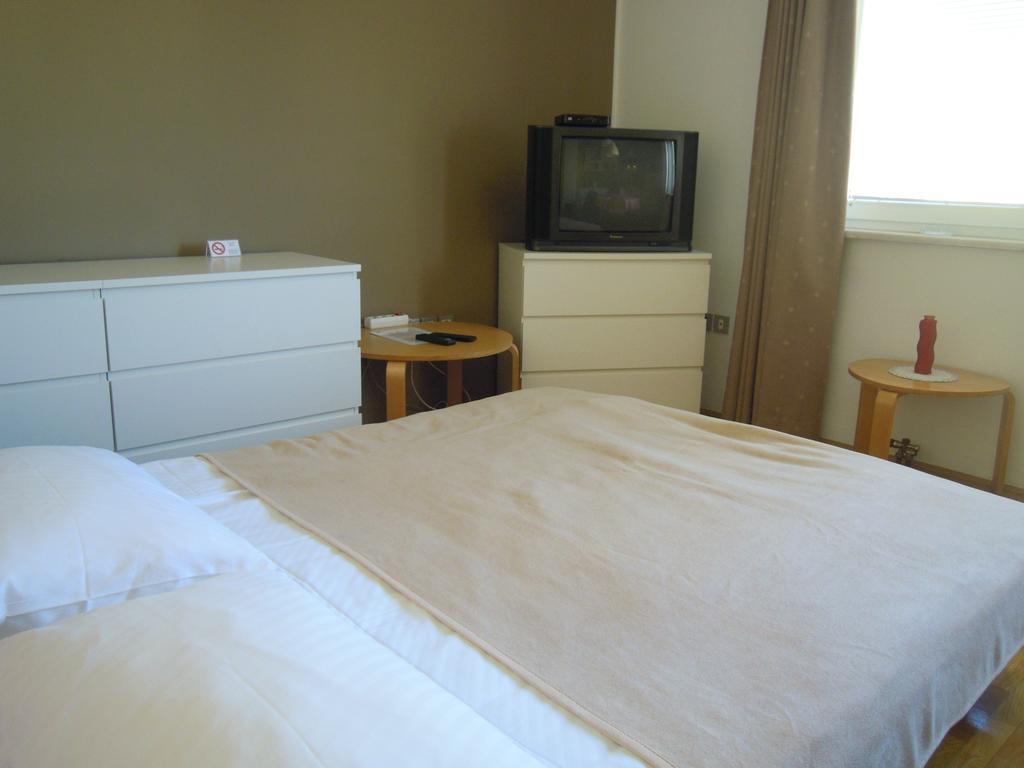 Apartment Rainbow Studio Ljubljana Oda fotoğraf